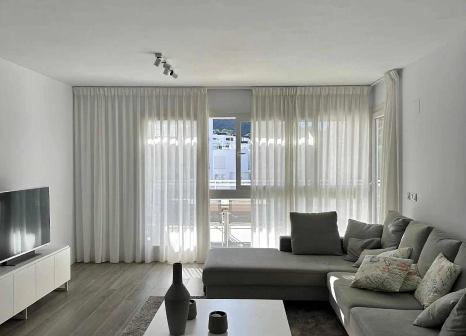 Apartment Riverside Pool & Mountain View Benahavis
